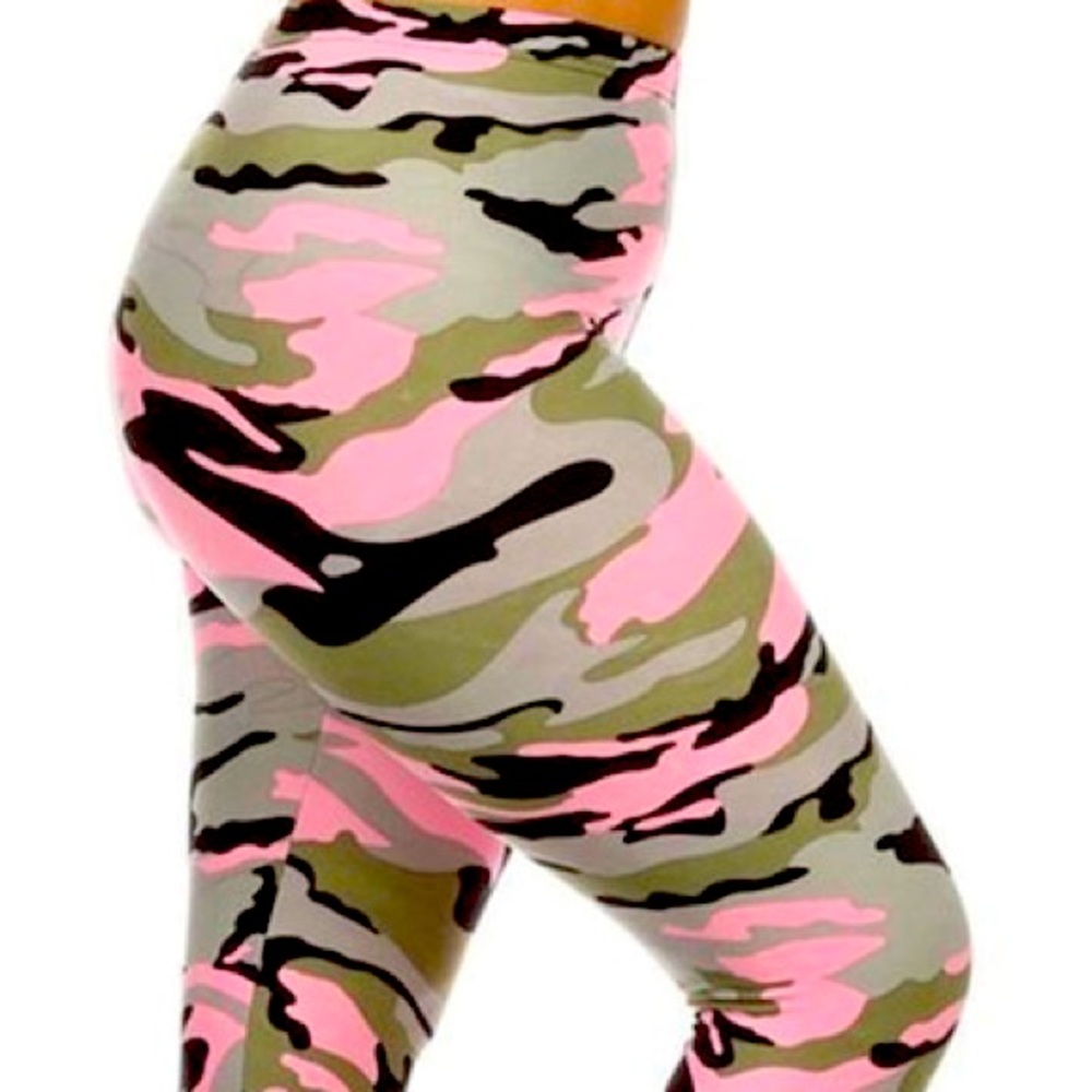 Leggings Depot Soft Pink Camo leggings